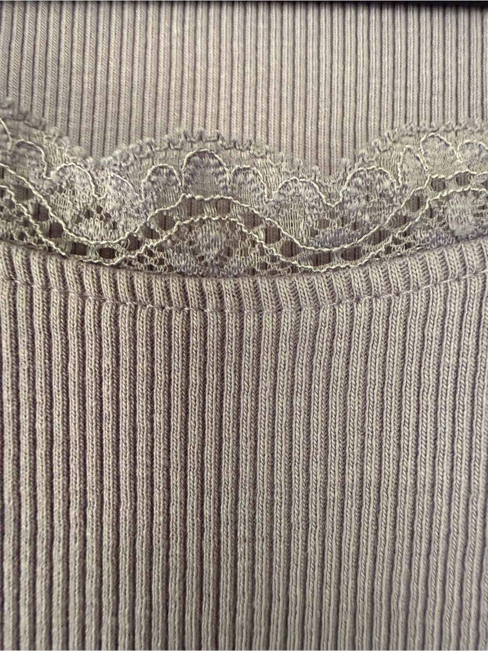 Streetwear Society Lavender Ribbed Lace-Trim Tee - Picture 4 of 5